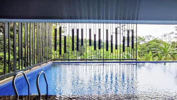 Udendørs pool