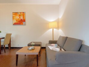 Standard Apartment | Living area