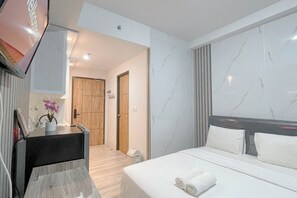 Standard Apartment - Modern Scandinavian Studio At Delft Ciputra Makassar Apartment (Makassar)