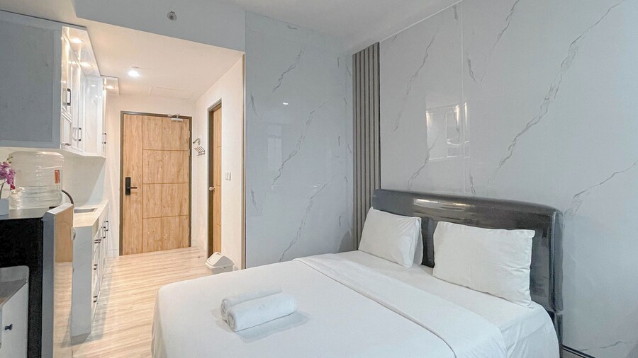 Modern Scandinavian Studio At Delft Ciputra Makassar Apartment