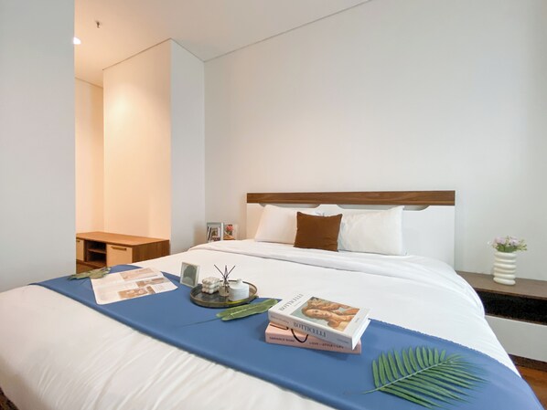 Standard Apartment - Homey 2Br Apartment At Lucky Tower Residence (Jakarta)