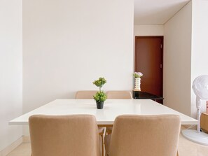 Appartement Standard | Restauration dans la chambre
