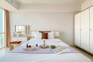 Standard Apartment - Studio Apartment Near Kcic Halim At H Residence (Jakarta)