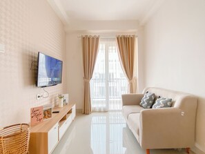Standard Apartment | Living area