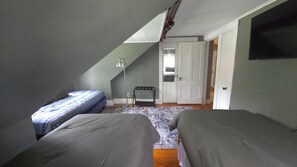 WiFi, bed sheets