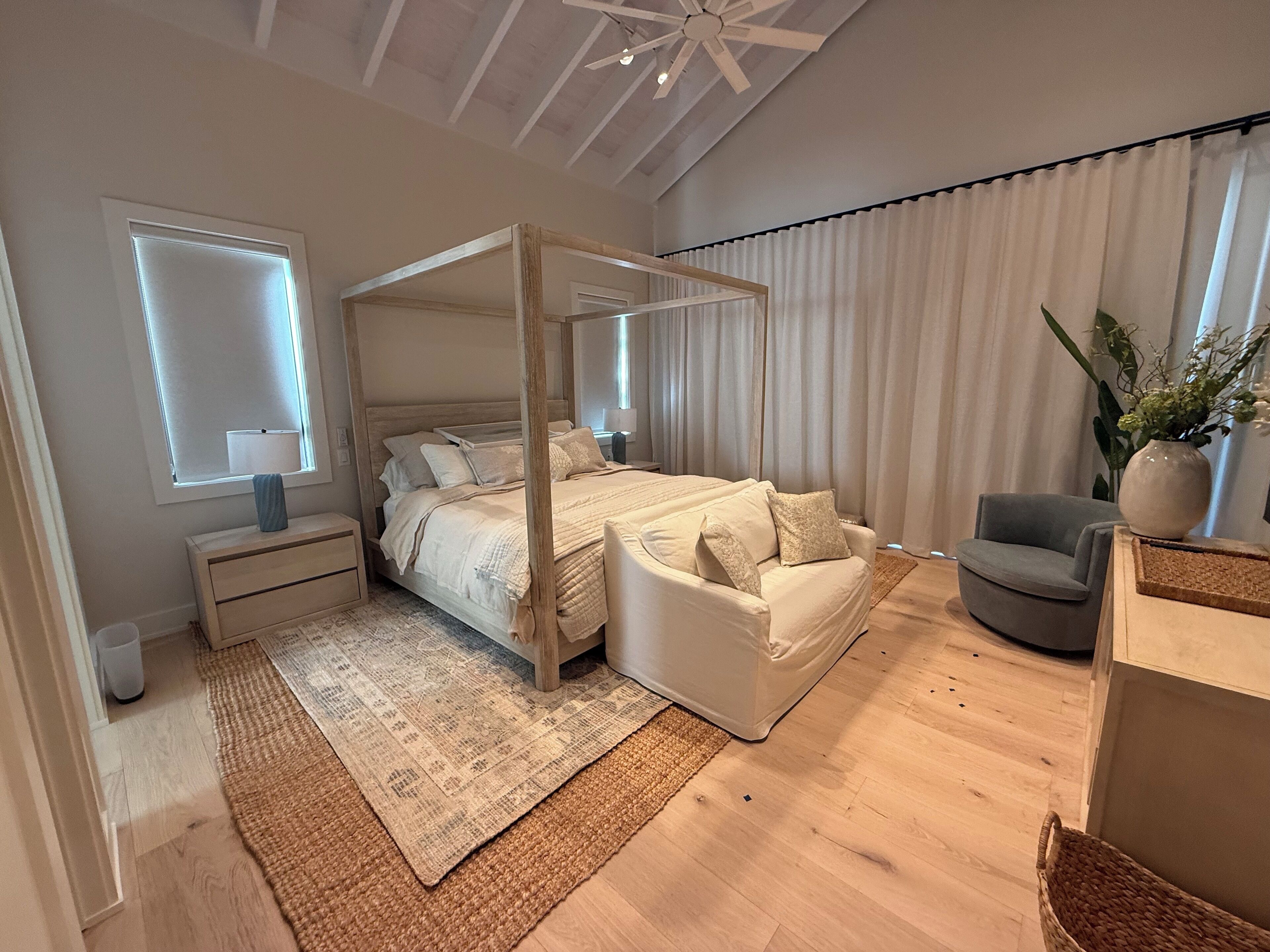 4 Schlafzimmer, Bügeleisen/Bügelbrett, Internetzugang, Bettwäsche