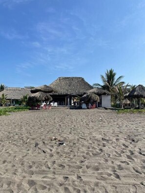 En la playa