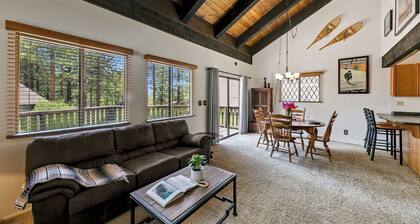Cozy Chalet Retreat in South Lake Tahoe - Near Heavenly Ski Resort mv12