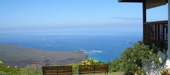 Belle Vue Kona B&B Orchid Suite - Breathtaking Views and Island Comfort