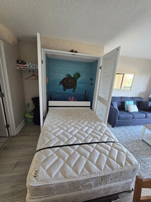 1 bedroom, iron/ironing board, free WiFi, bed sheets