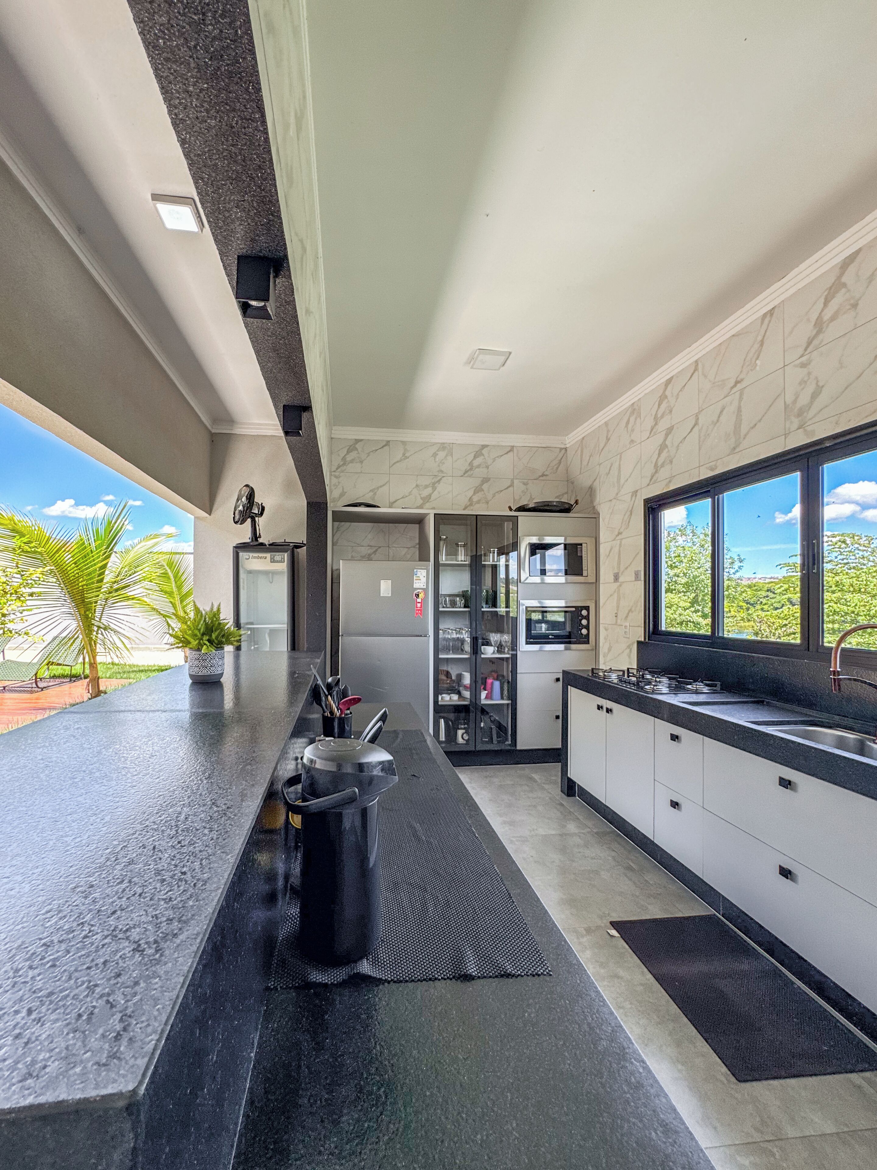 Luksushus, utsikt mot innsjø | Terrasse/patio