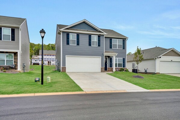Exterior - Quaint 4-bedroom house with AC in charming Piedmont (Piedmont)