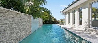 Gerald's Break Away - Style and luxury with Pool