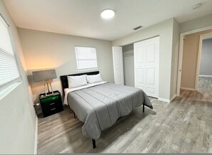 House - Home Near Clearwater Beach (Clearwater)