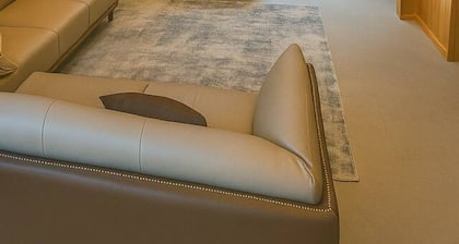 Modern Vintage Retreat W Pool Tennisball Court