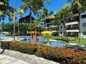 Outdoor pool - Marulhos Studio, Muro Alto seafront, balcony with sea view and water park (N. São do Ó)