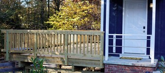 Charming 2-bedroom bungalow in delightful Carrboro.
