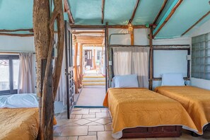 1 makuuhuone, silitysrauta/-lauta, Wi-Fi, vuodevaatteet