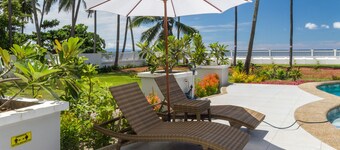 Luxury 2-bedroom Beachfront Villa with AC. Discounted long term stay rates