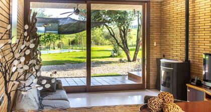 Can Noguer – House with pool and garden