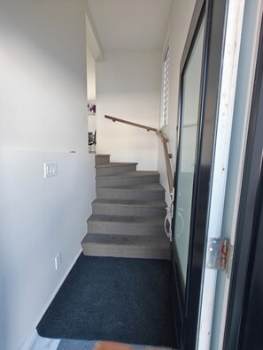 Interior - Beautiful two-storey house-style apartment 13 minutes from the town center (Québec)