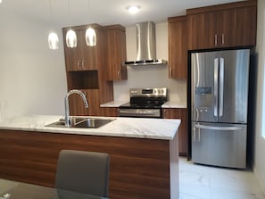 Micro-ondas, fogão, cooktop