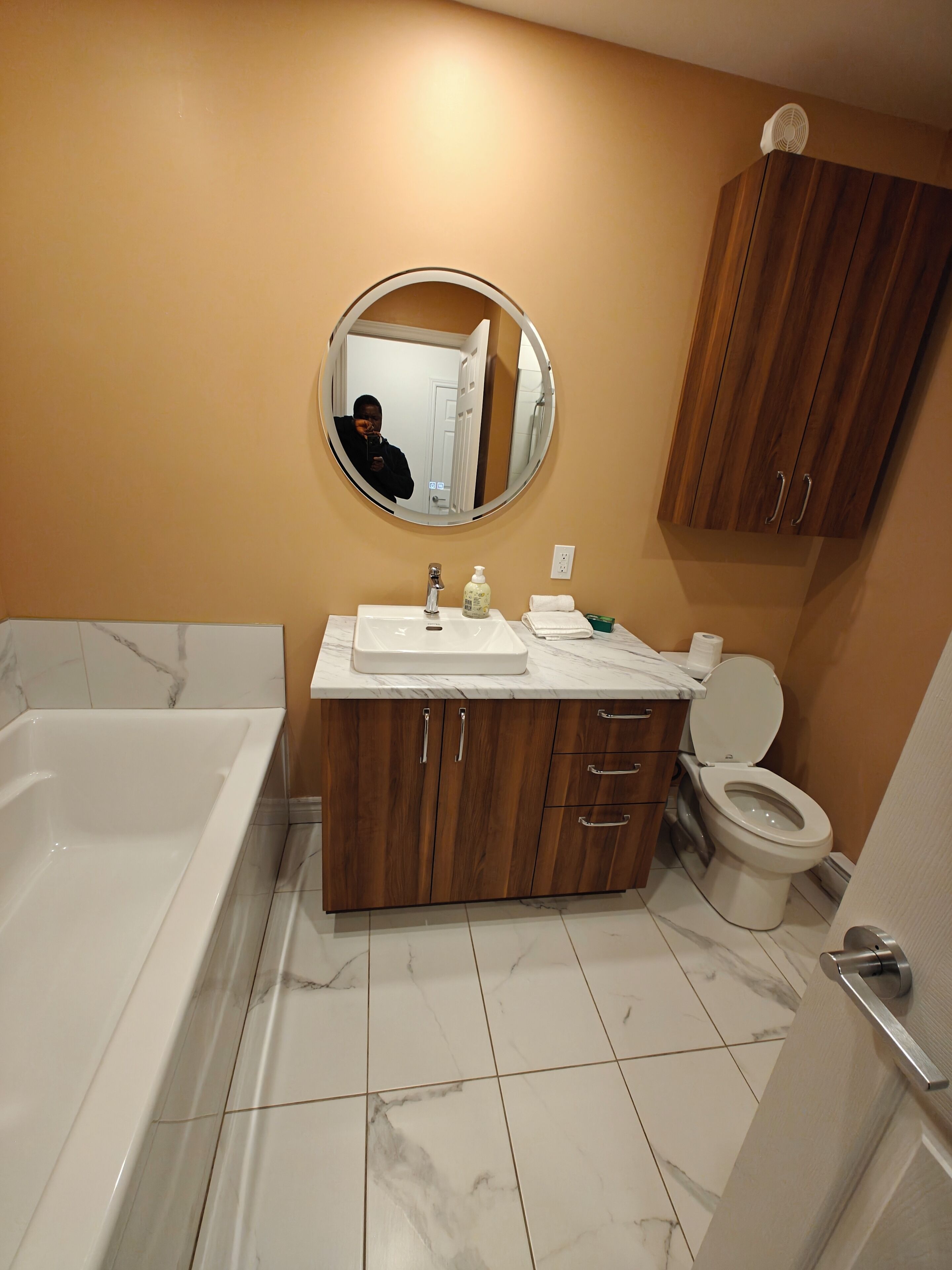 Hair dryer, bidet, towels, soap