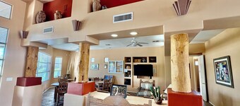 Newly Renovated 2-bedroom/ 2-bath, Dog Friendly Condo in fabulous Oro Valley