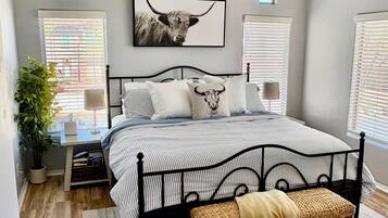 2 bedrooms, iron/ironing board, WiFi, bed sheets