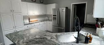 Getaway to the woods SLEEPS 12 For the whole family in Larkspur, CO!