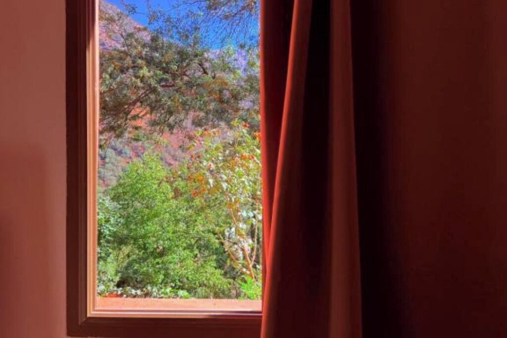 Habitación Confort con 2 camas individuales, vistas a la montaña | Interior