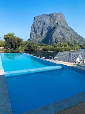 Restaurant - Heun Phea Meuang Feuang Riverside2 (Muang Fuang)