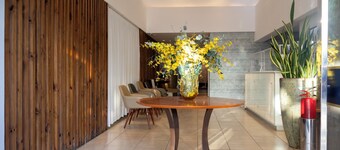 Executive Hotel