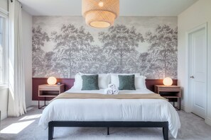 3 bedrooms, iron/ironing board, free WiFi, bed sheets - Ravine Retreat | Chef Kitchen | Toronto Zoo | 20 min to Therma SPA | Entire Home (Pickering)