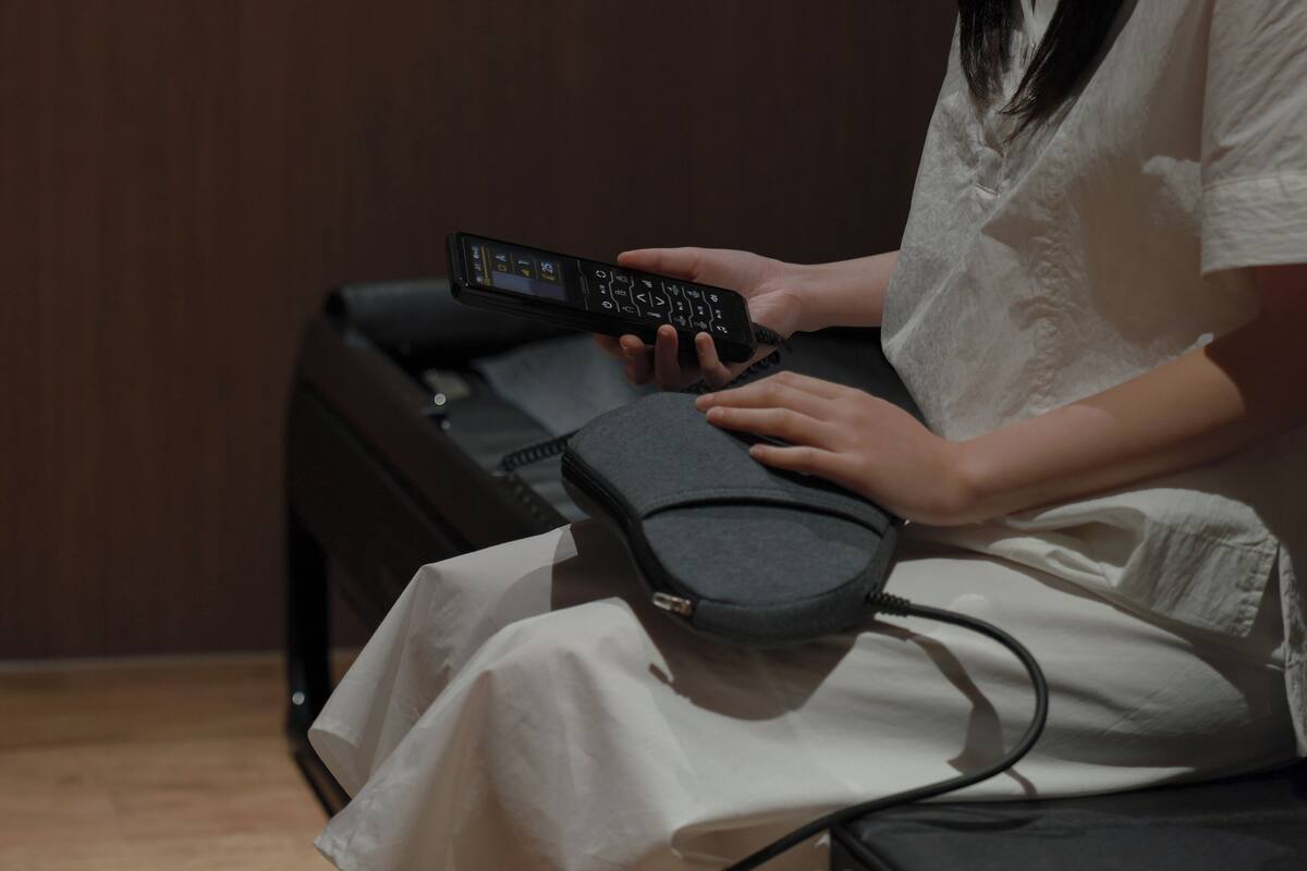 Relaxtion Room | Desk, laptop workspace, soundproofing, free WiFi