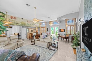 Interior - VRCC Villa Dolphin House (Cape Coral)