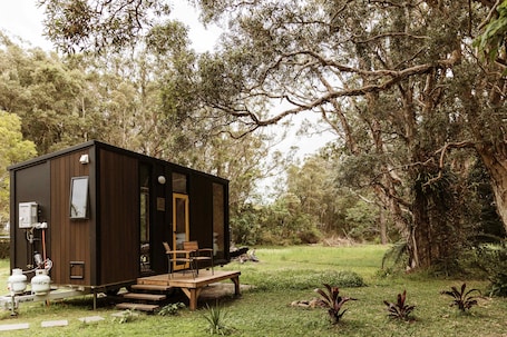 Exterior. Yarriabinni Escape 1 by Tiny Away