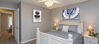 Finley-2 Bed Apt in Midtown near St. Vincent UAMS UALR- Convenient Parking