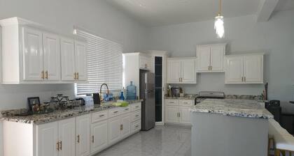 Casita Cocoa 3-bedroom house in delightful Corozal Town with AC