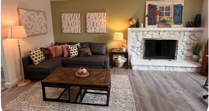 Perfect 2-bedroom house with AC in Walnut Creek