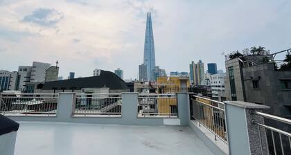 Pause Moment: Your Fully Equipped Seoul Stay - Rooftop View of Lotte Tower