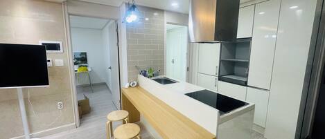 電子レンジ、コンロ