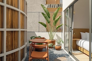 Deluxe Room, 1 King Bed | Terrace/patio