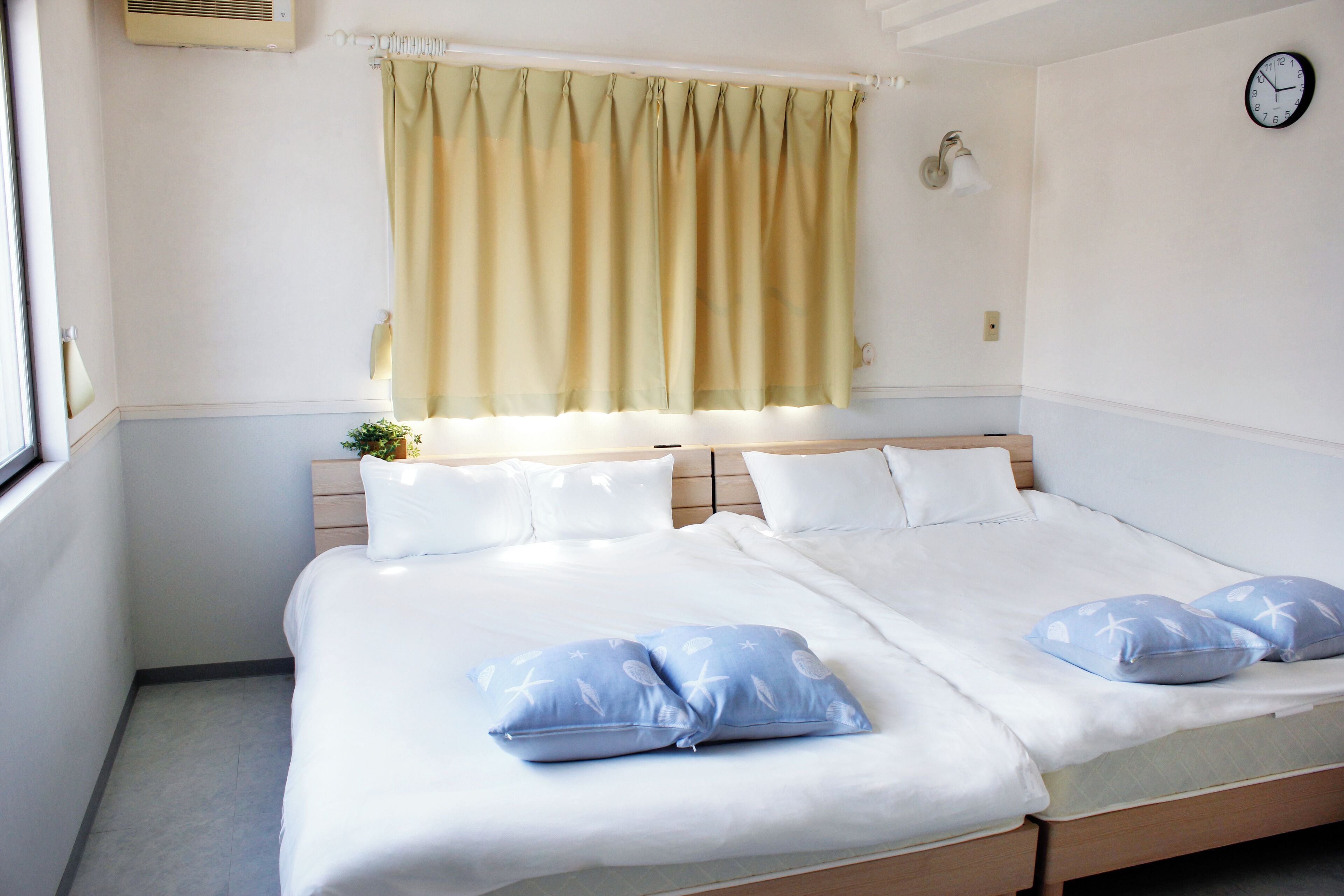 7 室のベッドルーム、アイロン / アイロン台、旅行用ベビーベッド、WiFi (無料)