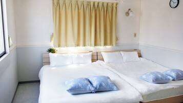 7 bedrooms, iron/ironing board, travel cot, free WiFi