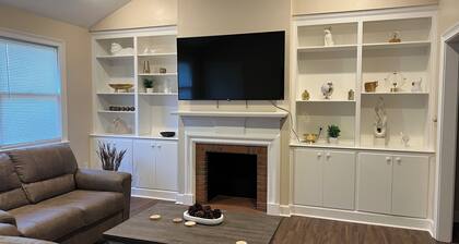 Southern Serenity Cozy 2-bedroom apartment in peaceful