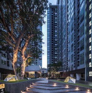 Apartment, 1 Bedroom, Accessible, Smoking | Exterior