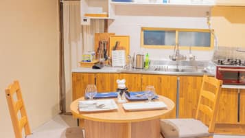 Family Double or Twin Room, Balcony, City View | Private kitchen