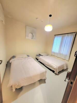 Family Double or Twin Room, Balcony, City View | Iron/ironing board, free WiFi