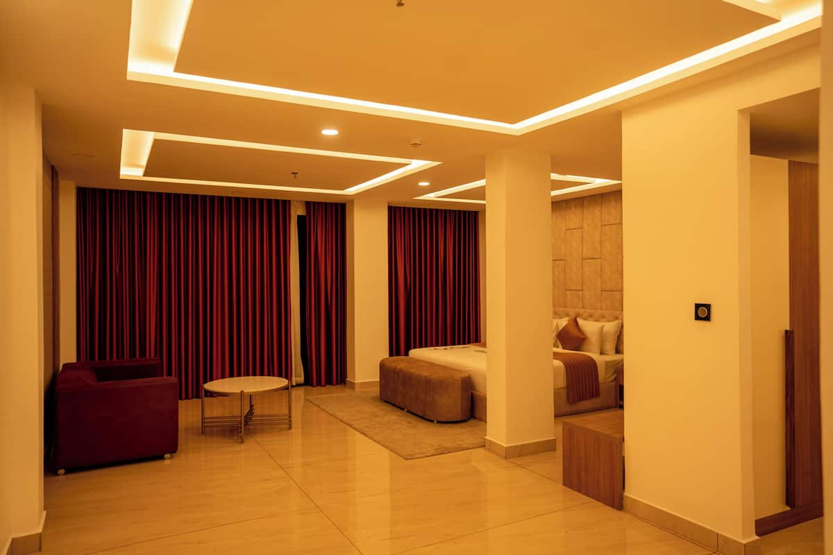 Elite Suite, Non Smoking, Garden View